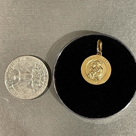 14kt gold saint joseph - Picture 2 of 4